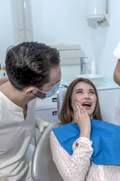 Best Emergency Denture Repair in Narragansett Pier, RI